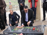 غبارروبی مزار شهدا در هفته کارو کارگر